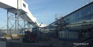 Tijdelijke_loopbrug_Schiphol_1