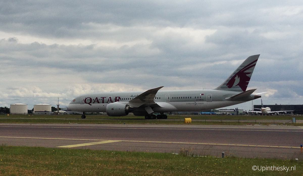 Qatar_787_Schiphol_Inaugurele_vlucht_2