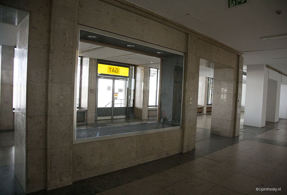 Tempelhof_Gates_4