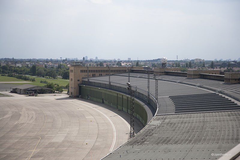 Tempelhof_dak_rechterzijde