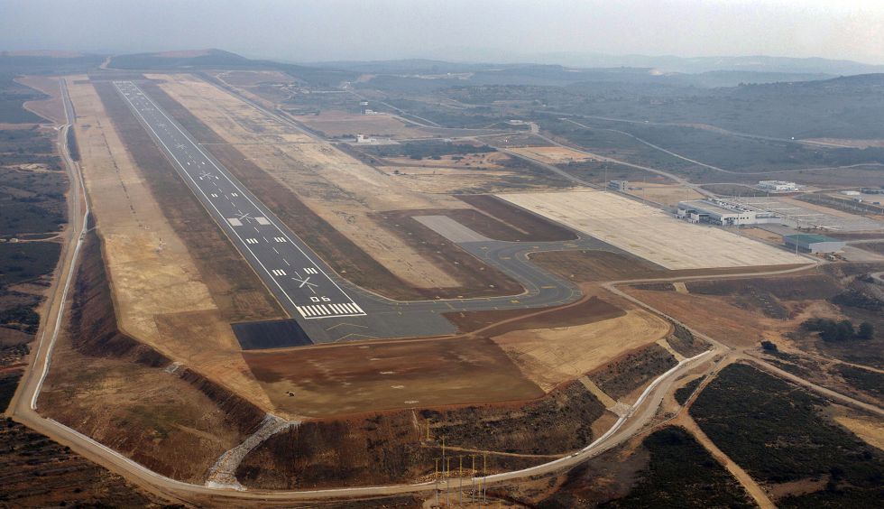 Ryanair wordt betaald om op spookvliegveld te vliegen