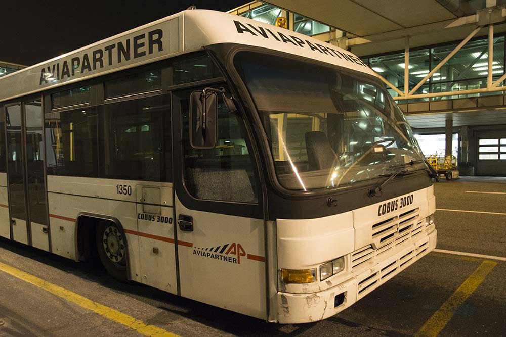 Afhandelaars Aviapartner leggen op Schiphol werk neer