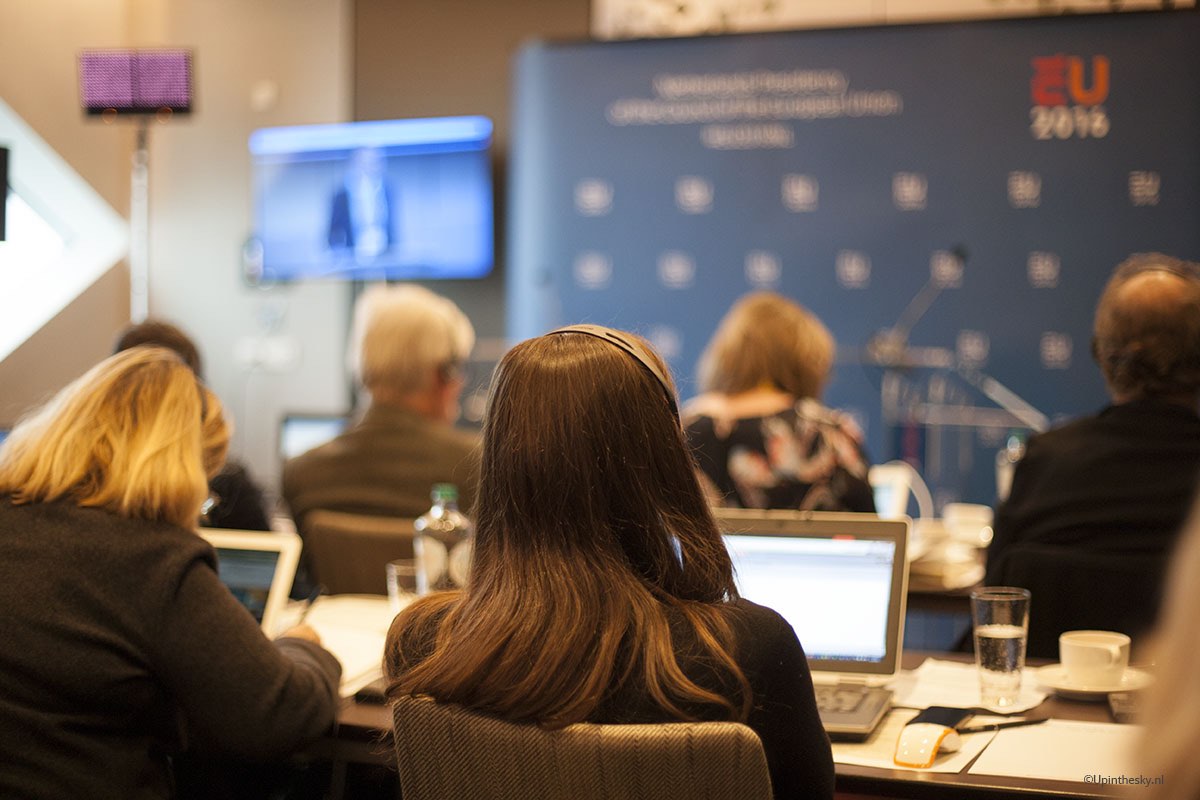 EU_Aviation_Summit_Beeldscherm_2