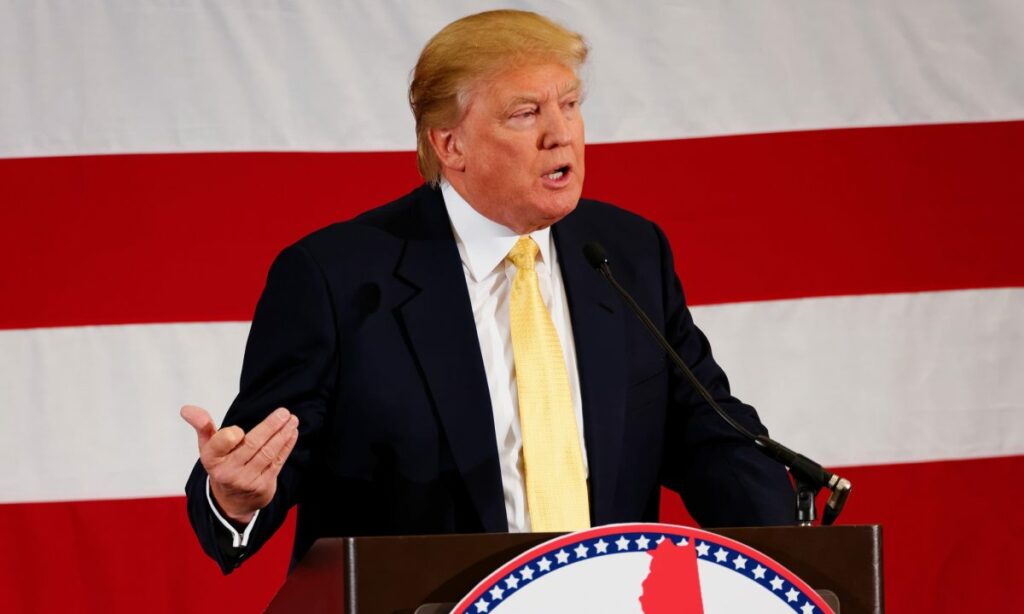 Donald Trump vindt Amerikaanse luchthavens armoedig President Trump ©Michael Vadon