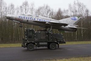 Ex-Poolse MiG 21, eyecatcher van de evenementenlocatie Vliegveld Twenthe © Remco de Wit