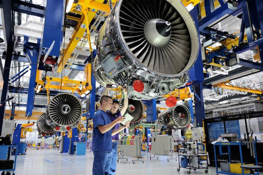AFI KLM E&M onderhoudt motoren vloot Tunisair