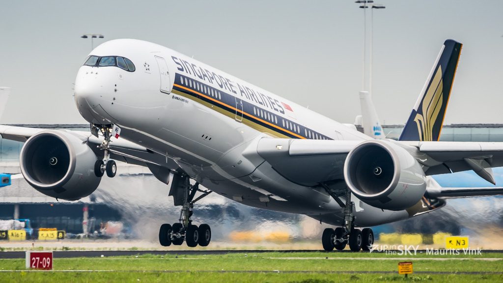 Singapore Airlines krijgt rechtszaak aan de broek van zangeres