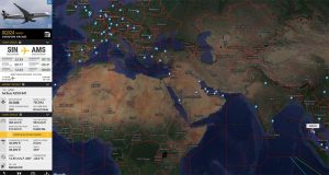 Het vluchtpad van SQ324, te zien op Flightradar24.