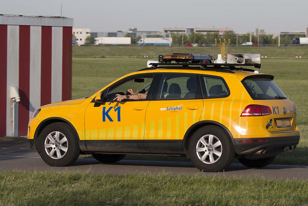Schiphol zoekt heel veel nieuwe auto’s