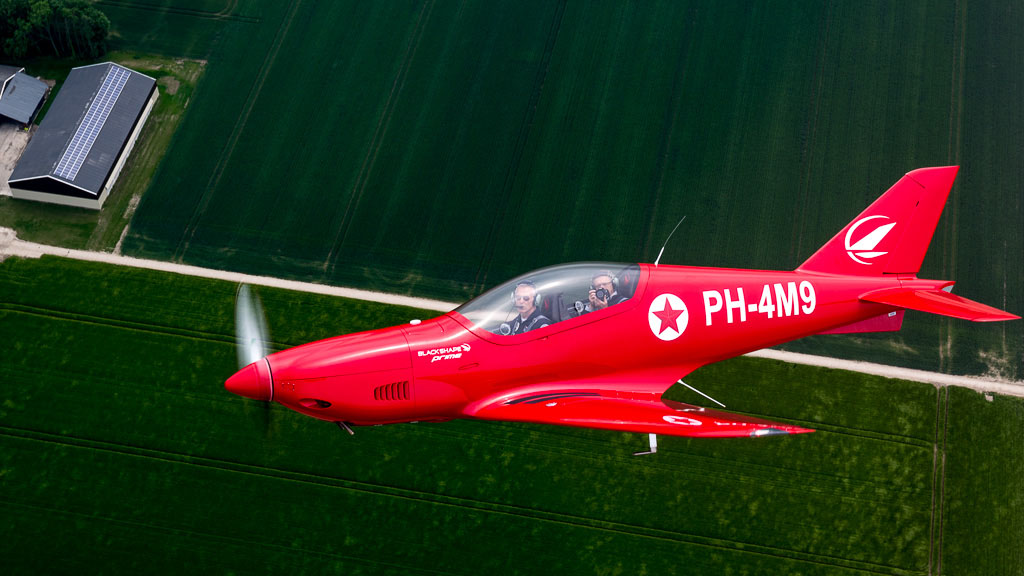 Air to air boven Flevoland (c) Lars Veling