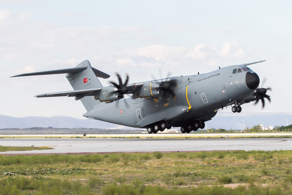 Turkije arresteert 73 luchtmacht piloten