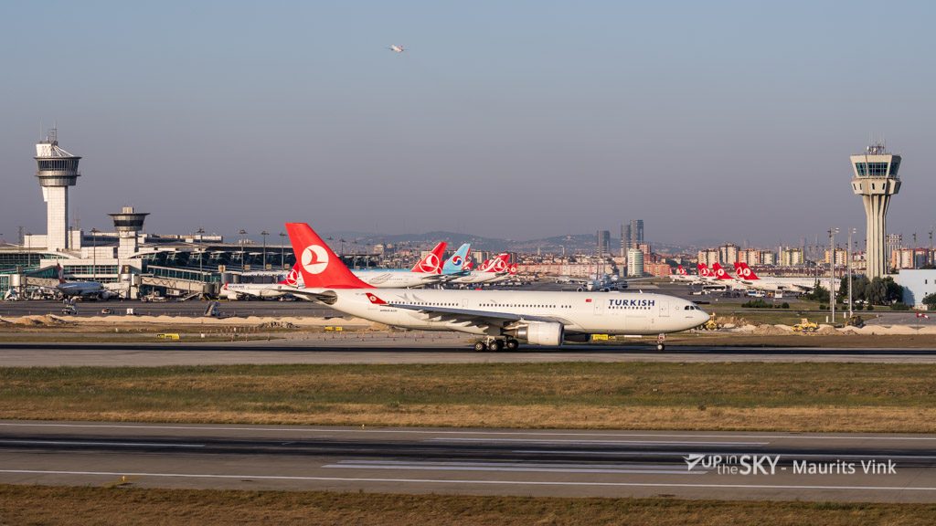 Turkse coup mislukt: luchthaven Istanbul weer open
