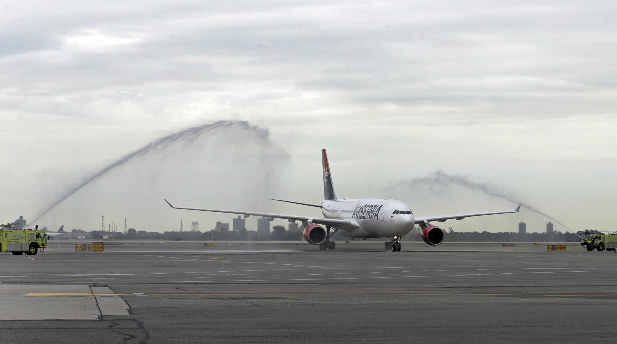 A330 Air Serbia voor het eerst in New York – foto