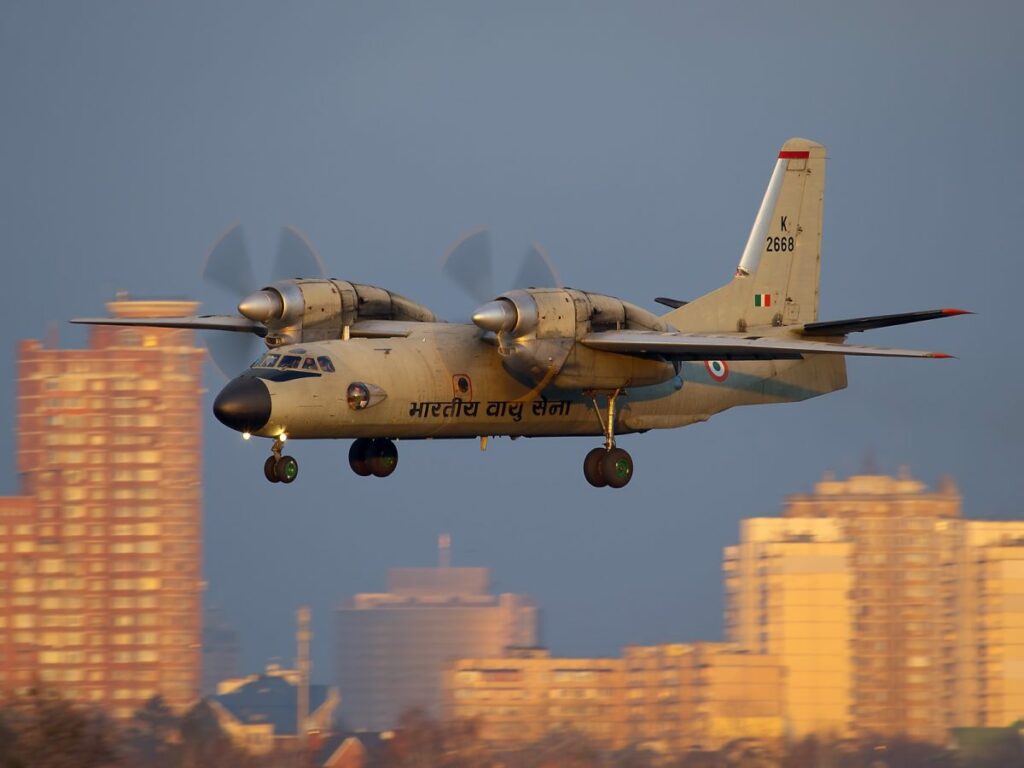 Indiaas militair vliegtuig verdwijnt van radar Antonov-32 Indian Air Force