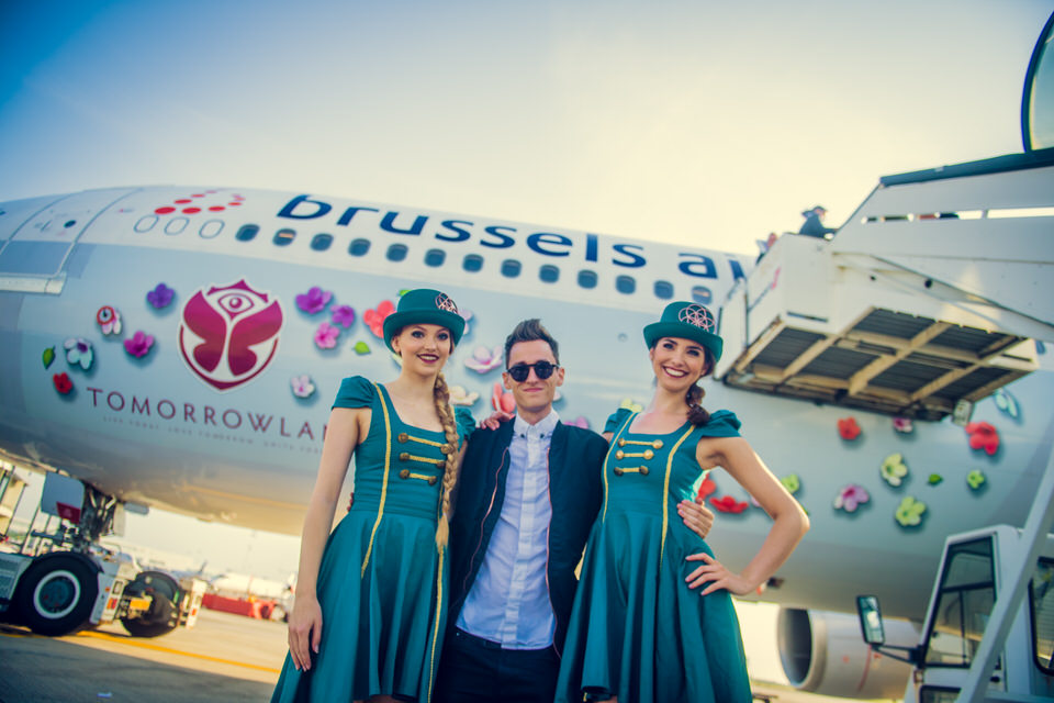 Tomorrowland vliegtuig
