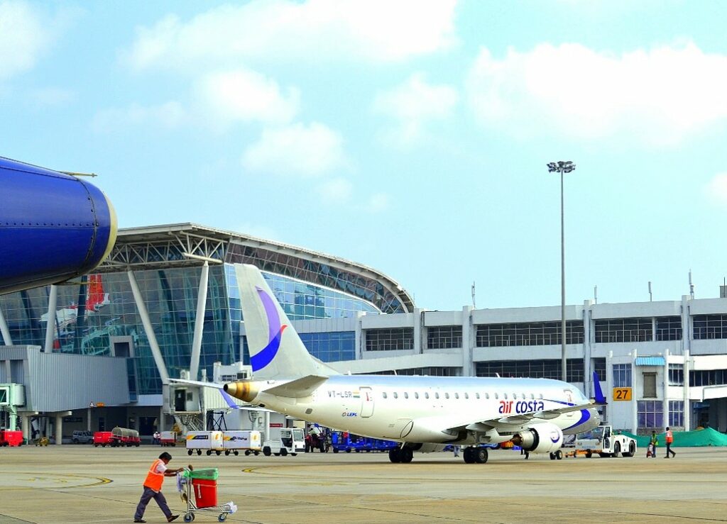 Air Costa E170