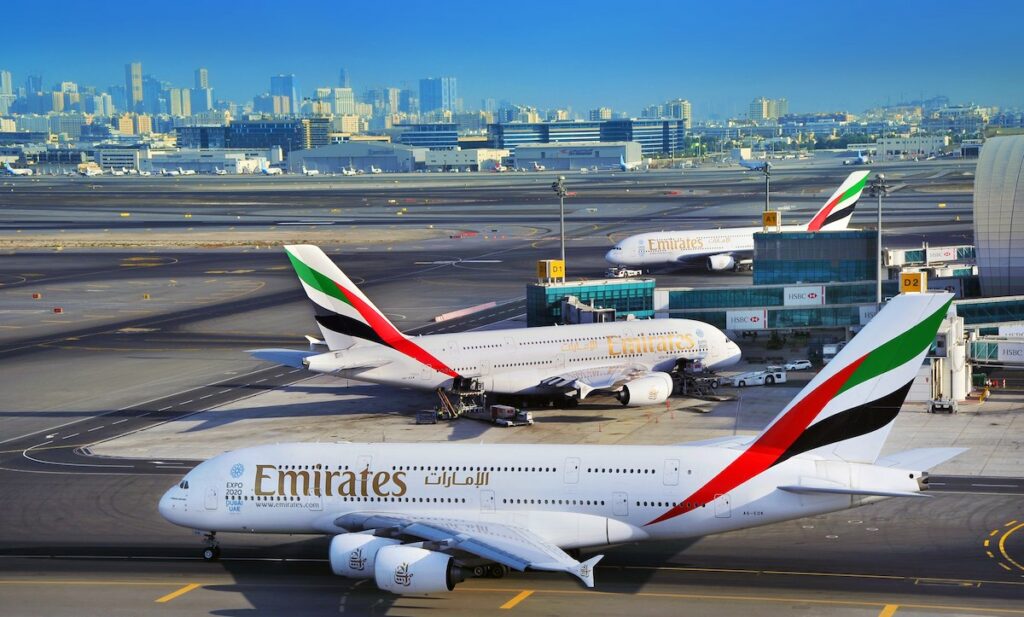 Emirates haalde voor corona bijna al haar winst uit de A380 Drie A380's op Dubai ©Emirates