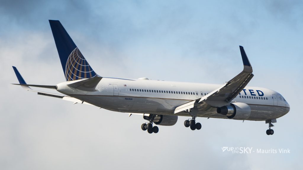 Laptop laat United-vlucht uitwijken