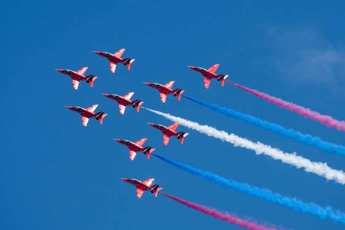 Red Arrows © Leonard van den Broek