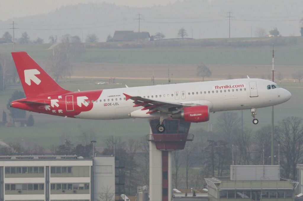 ©FlyNiki
