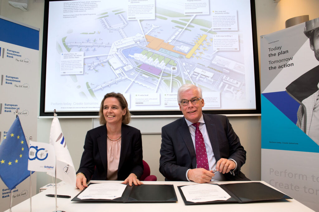 Europa leent 175 miljoen voor uitbreiding Schiphol
