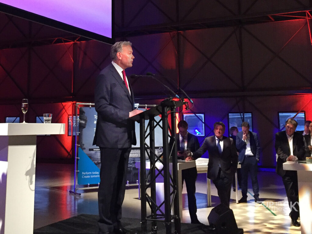 Afscheid Schiphol-ceo Jos Nijhuis in 3D-mineur