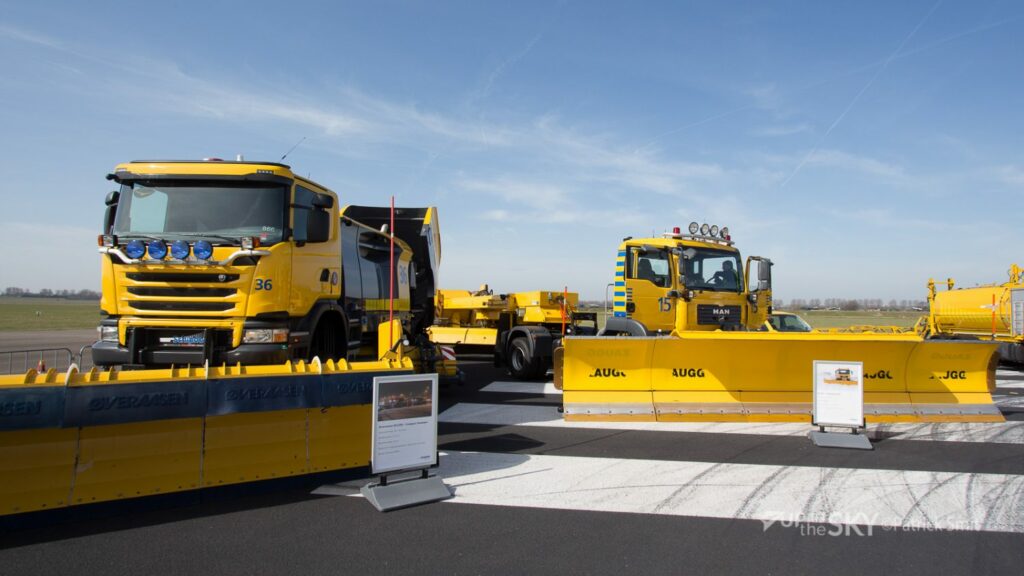Hoe Schiphol zich klaarmaakt voor sneeuw | Video