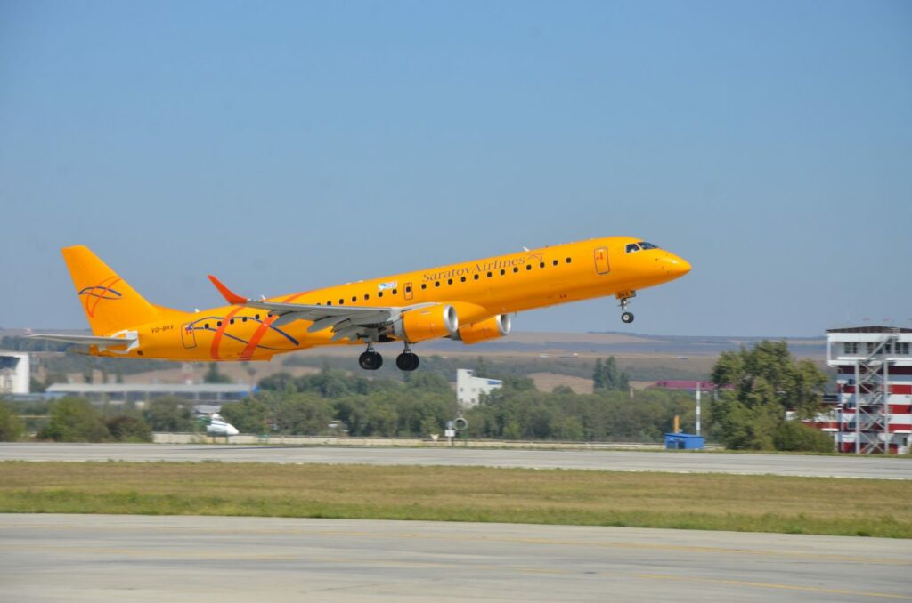 Saratov Airlines Embraer 190 - ©Maxpixel.net