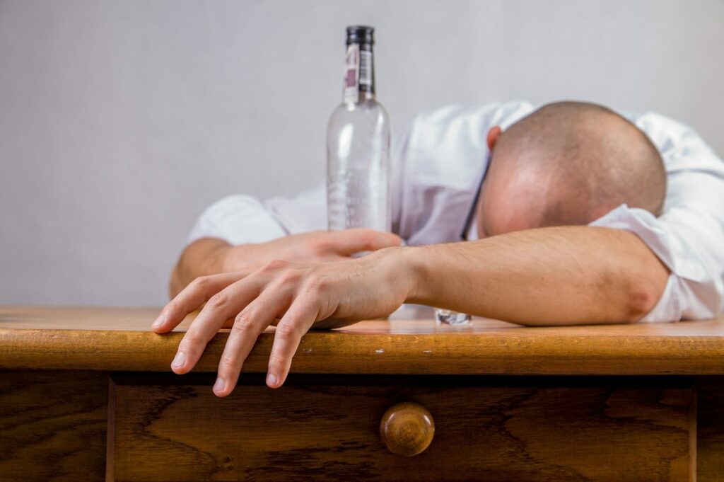 ‘Geen alcohol voor personeel JAL na dronken piloot’