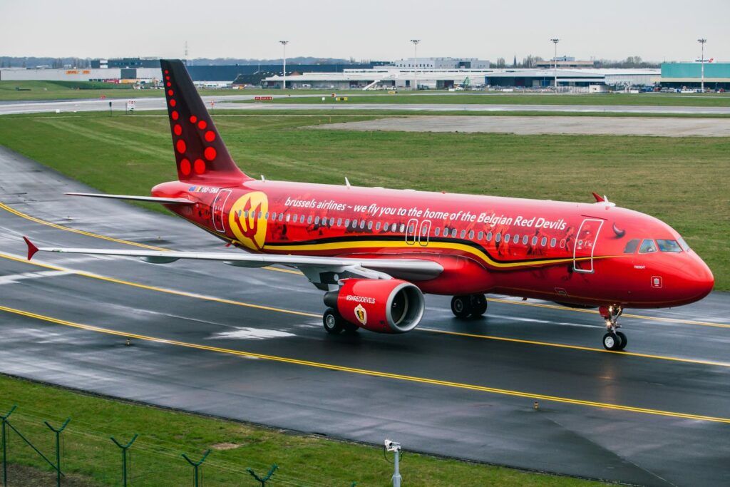 Speciale safety video voor Rode Duivels | Video Trident, het vliegtuig van de Rode Duivels - ©Brussels Airlines
