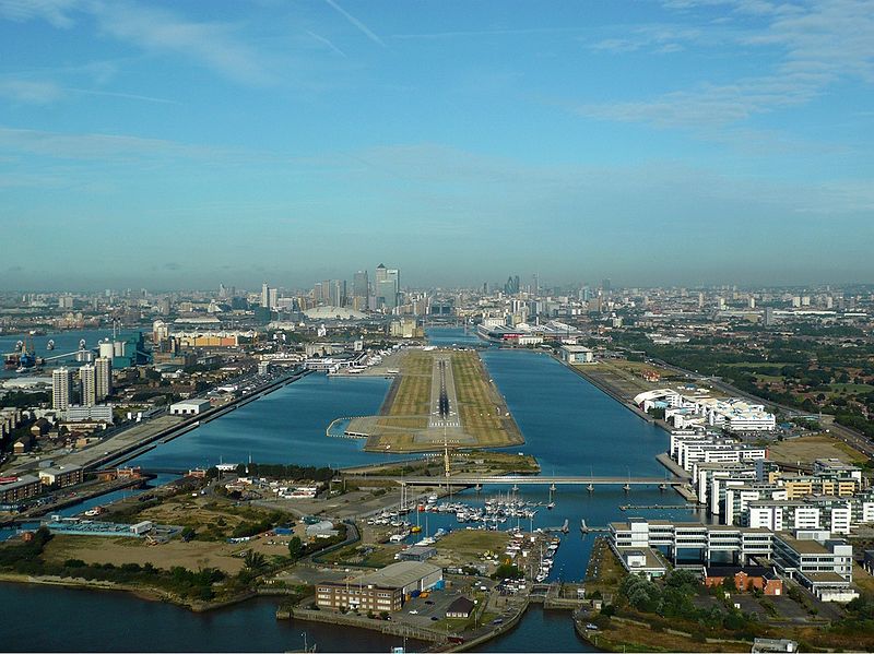 Time-lapse Friday: London City Airport