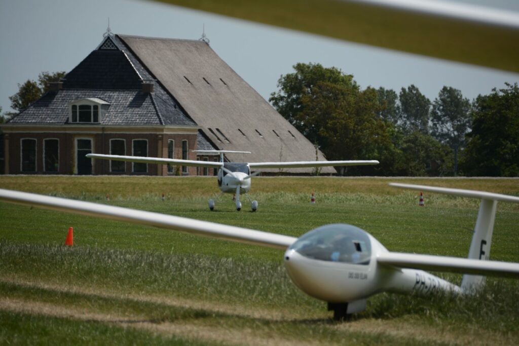 Eerste e-vliegtuig aangekomen op Electric Only vliegveld