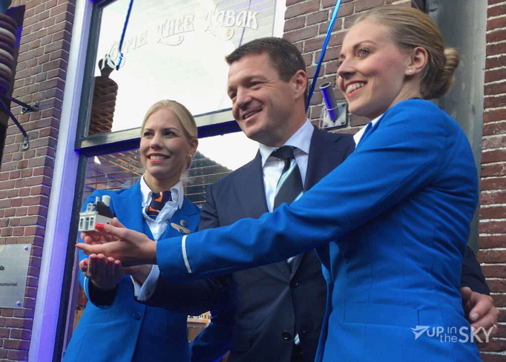 KLM viert verjaardag met Hollands bakkie koffie
