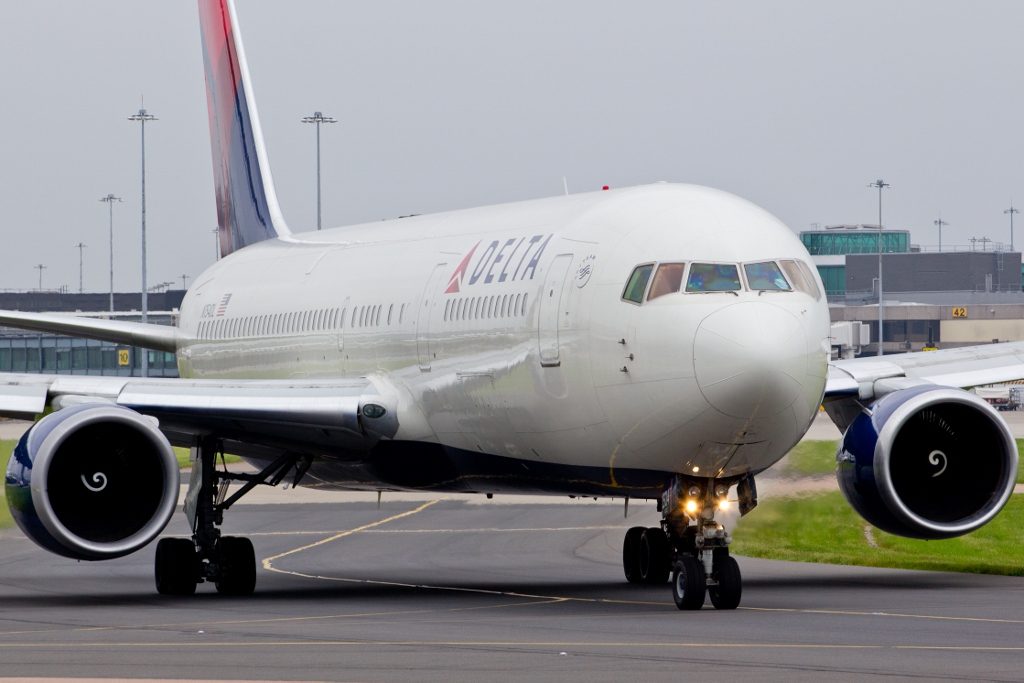 Evacuatieglijbaan 767 per ongeluk geactiveerd