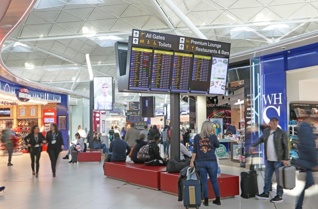 ‘Londen Stansted heeft langste vertragingen van VK’