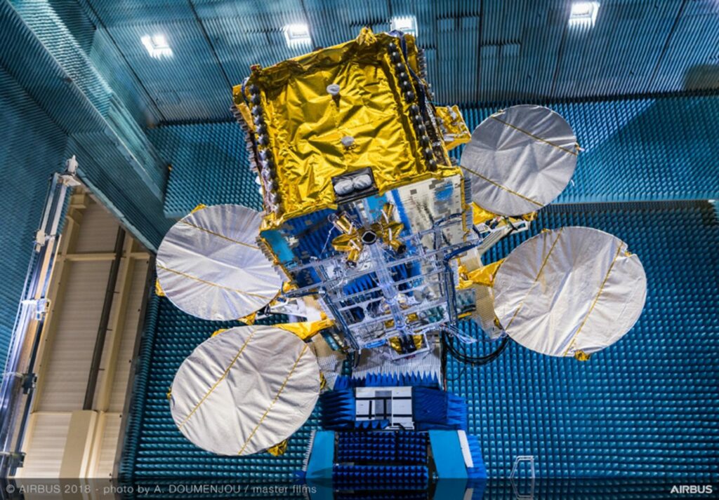 Airbus lanceert T-16 satelliet