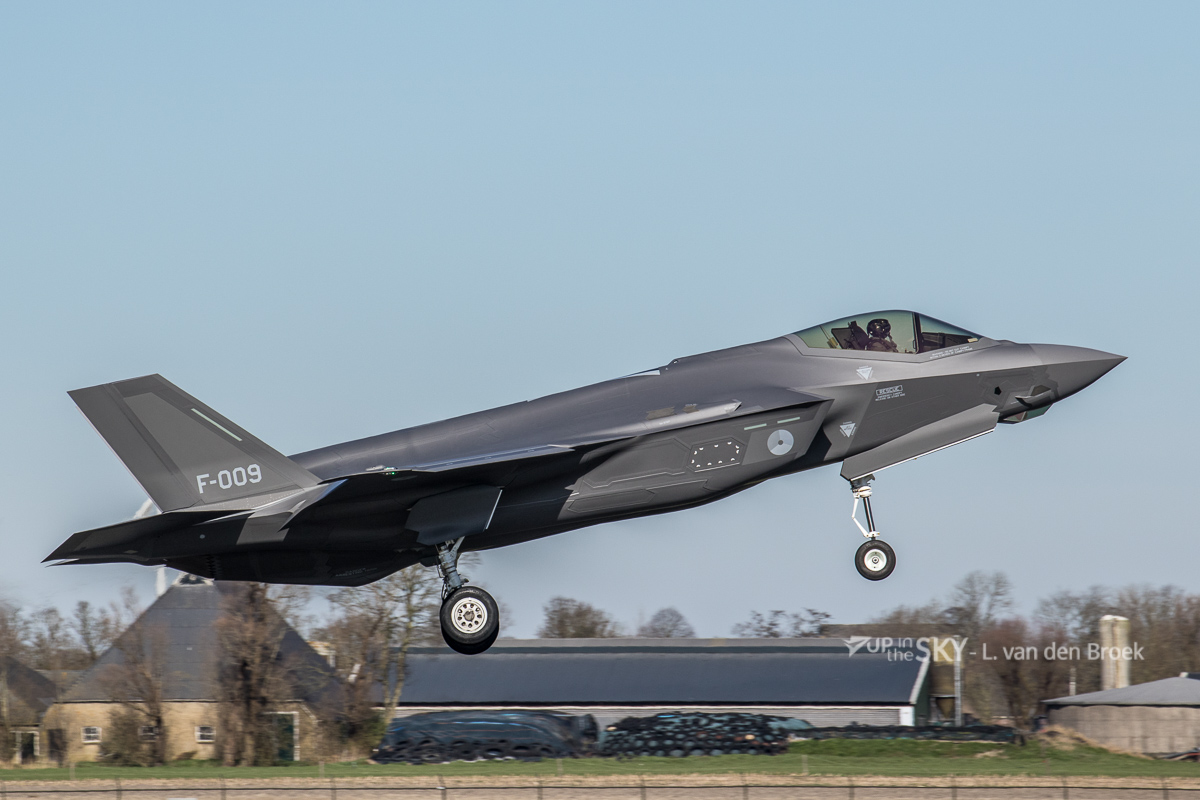 Natuurvergunning Leeuwarden: “Minder vluchten met F-35”