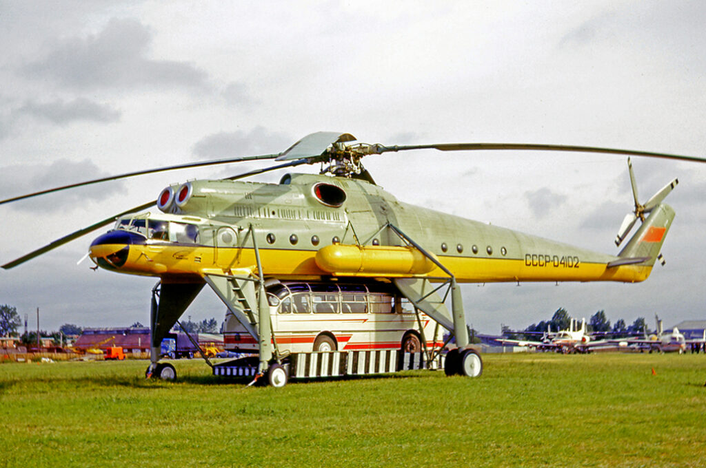 Opmerkelijke vliegtuigen, de Mil Mi-10 Harke | Video