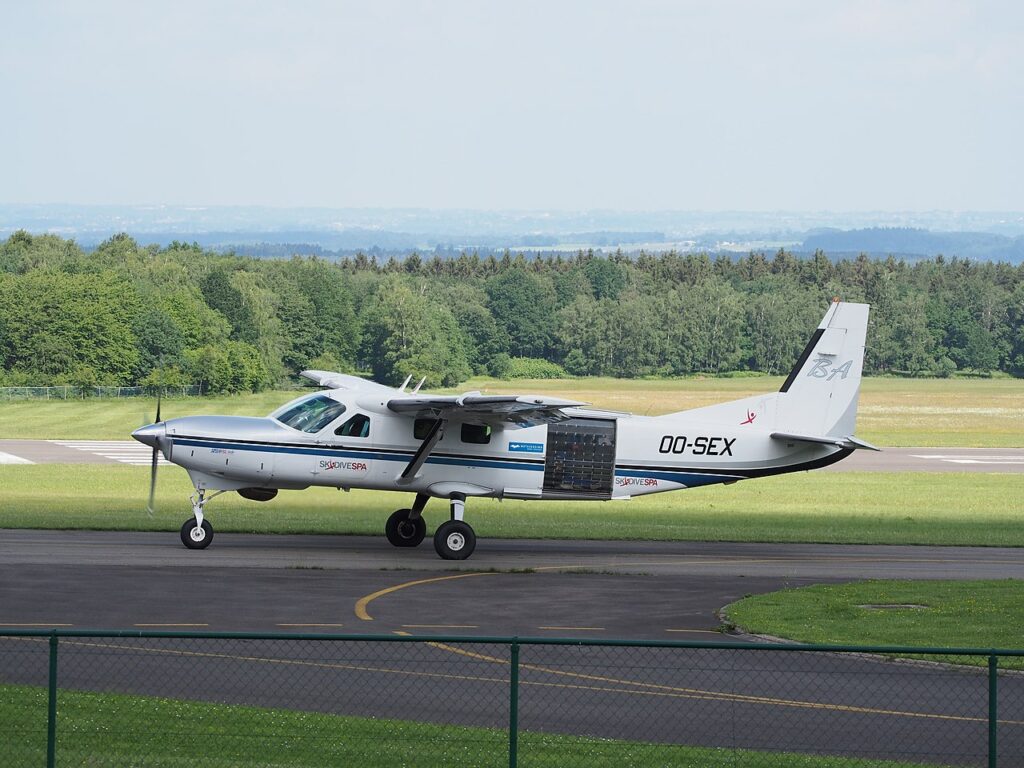 Cessna crasht op Belgisch vliegveld