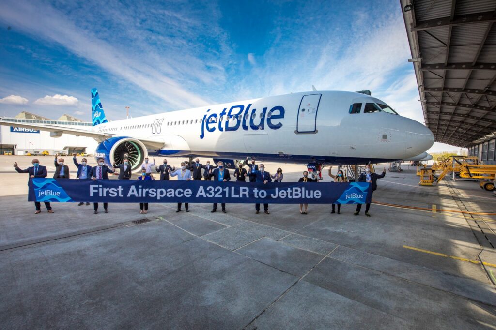 Langverwachte JetBlue-vluchten naar Londen eindelijk van start