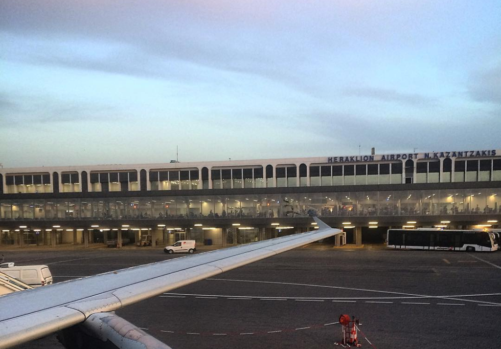 Twee Nederlanders gearresteerd na landing op Kreta