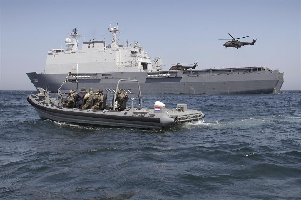 Nederland stuurt schepen met helikopters voor flitsmacht NAVO