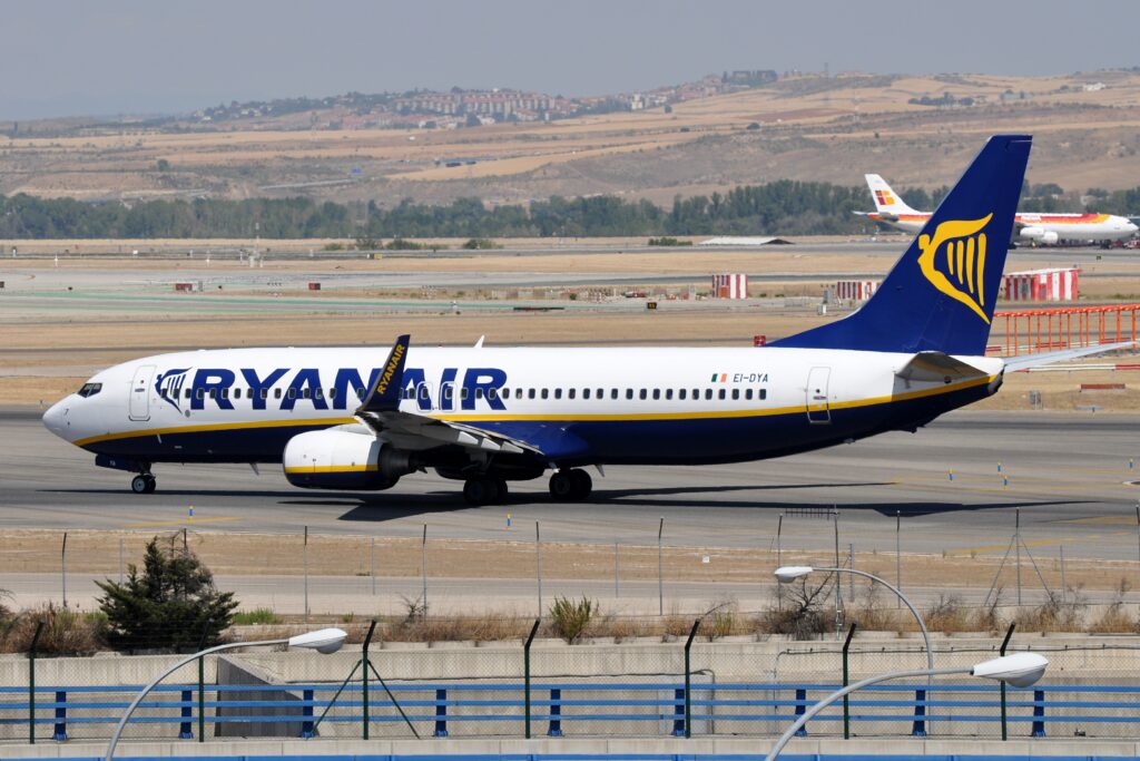 Losse handrem zorgt voor schade aan 737