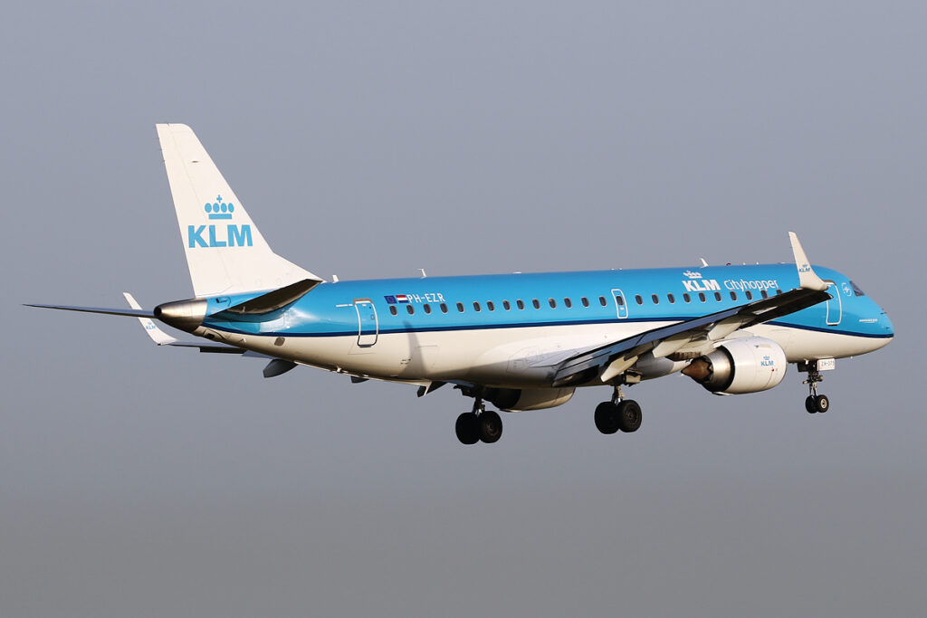 Onverwachts bezoek Embraer 190 KLM aan Eelde