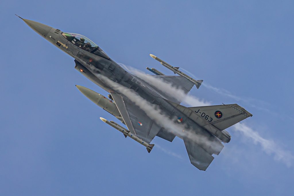 Beroemde Nederlandse F-16 wordt voor iedereen zichtbaar
