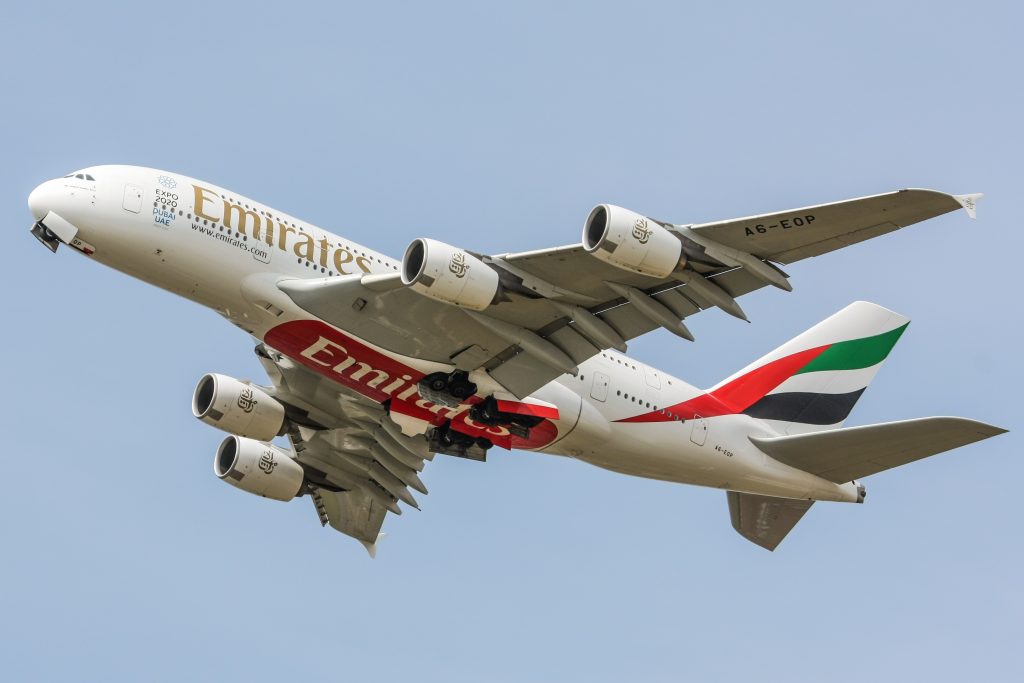 Passagiers na 13,5 uur vliegen terug bij af