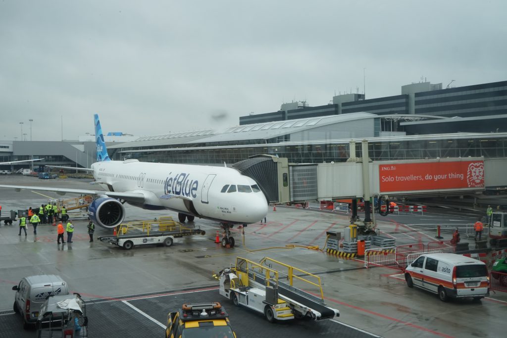 Faillissement dreigt voor Amerikaanse airline op Schiphol
