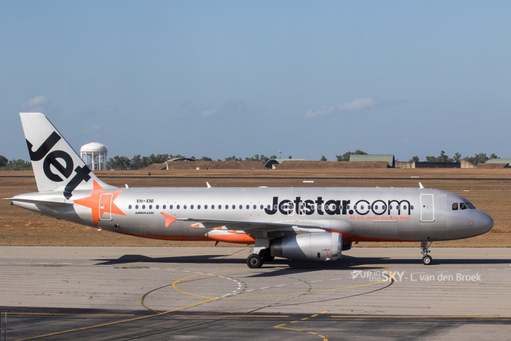 Jetstar A320 beschadigd na botsing