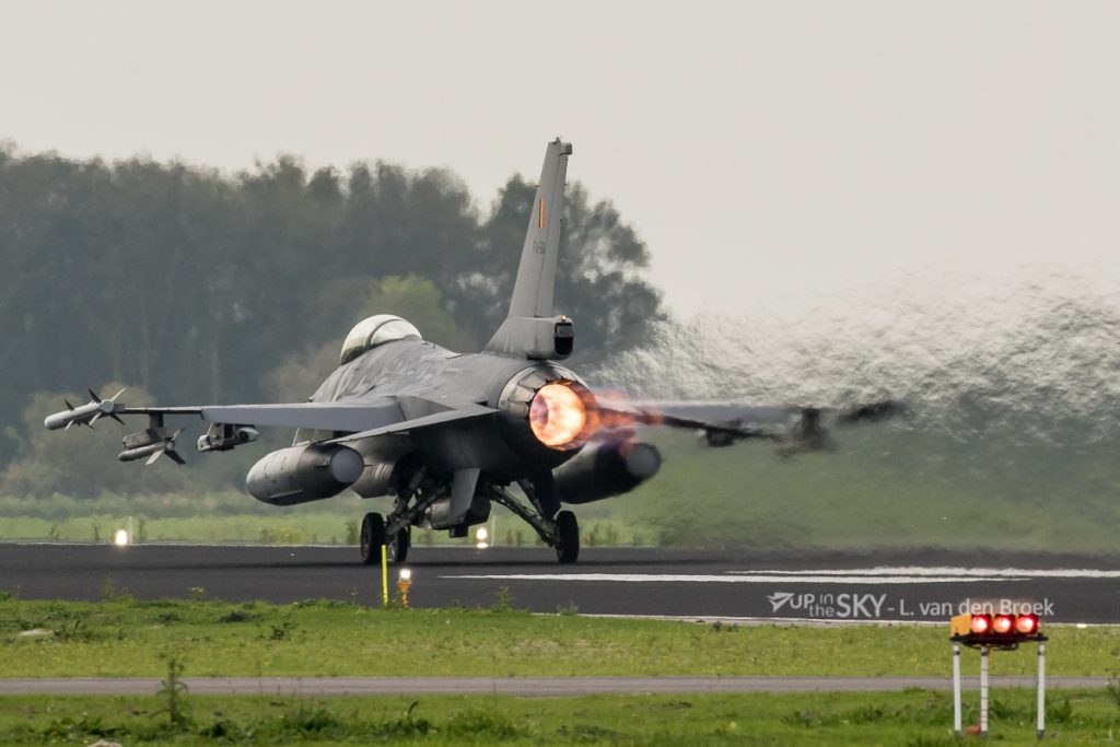 Belgische F-16’s trekken de aandacht (video)