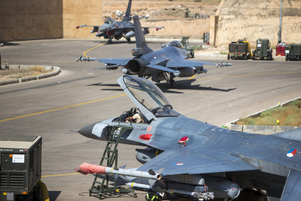 Nederlandse F16